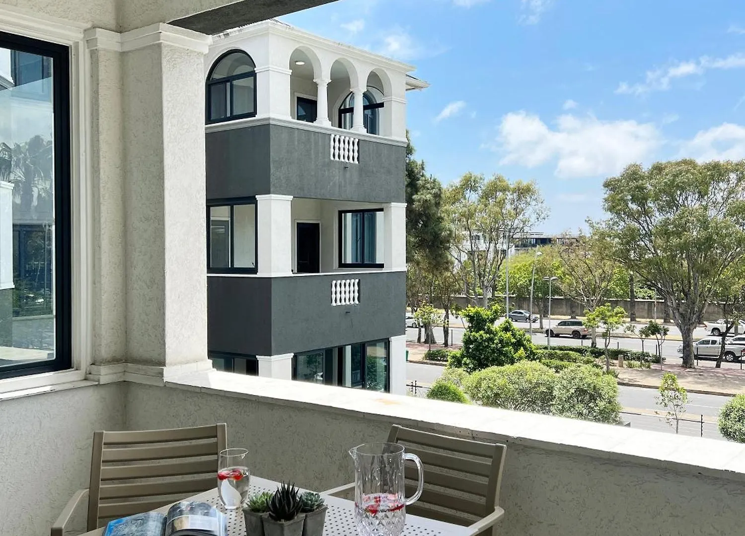 Warwick Mansions 5 Apartment Cape Town