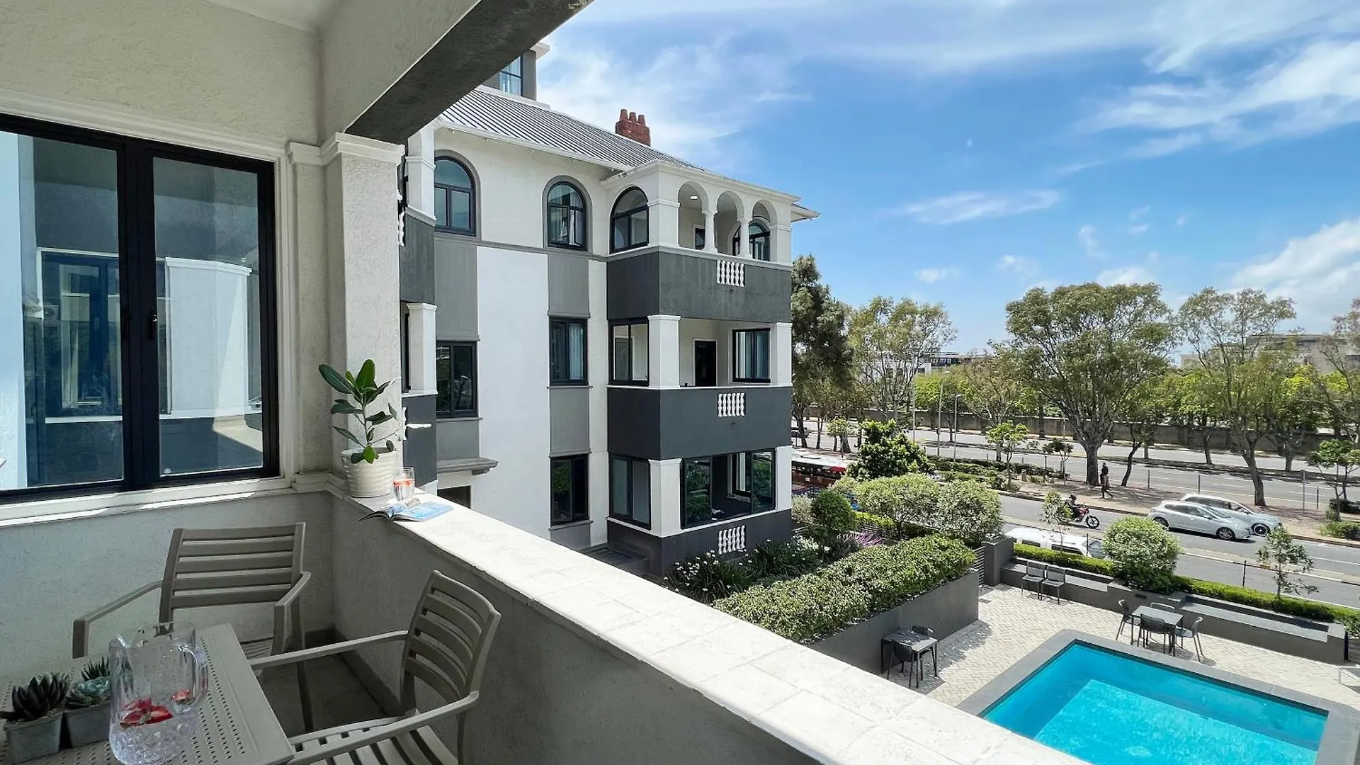 Warwick Mansions 5 Apartment Cape Town